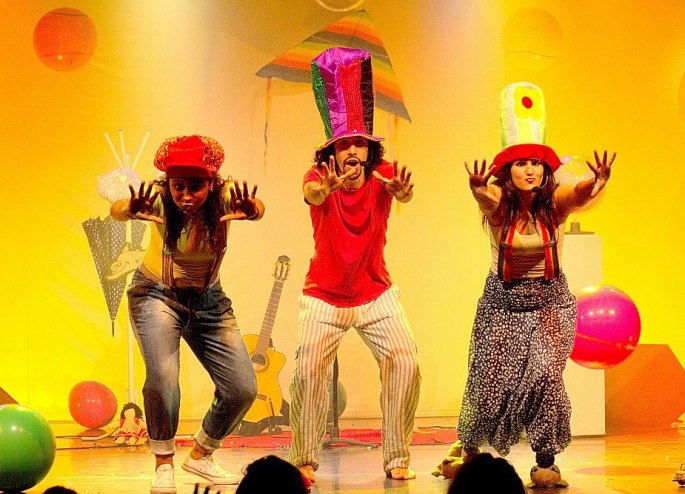 563690_437678166323566_1939046988_n